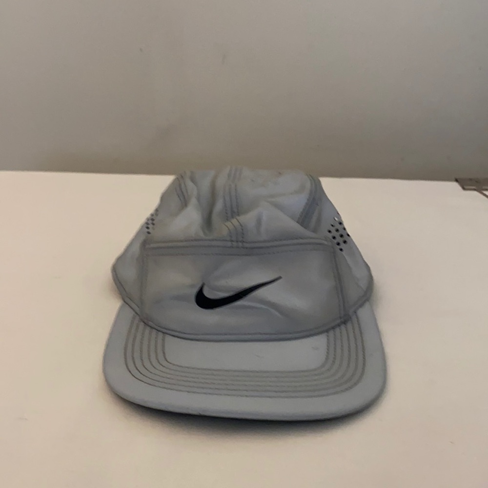 Nike 3M running hat